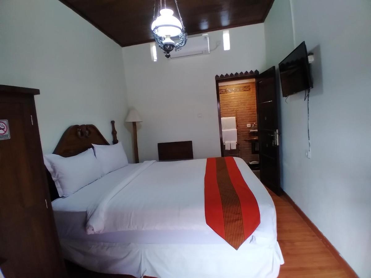 Dem Ayem Heritage Guest House يوغياكارتا المظهر الخارجي الصورة